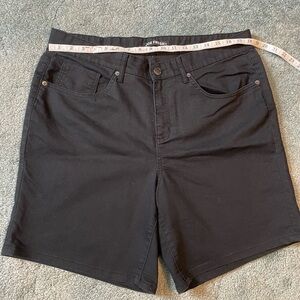 Joe Fresh Women's Classic Black Jean Shorts